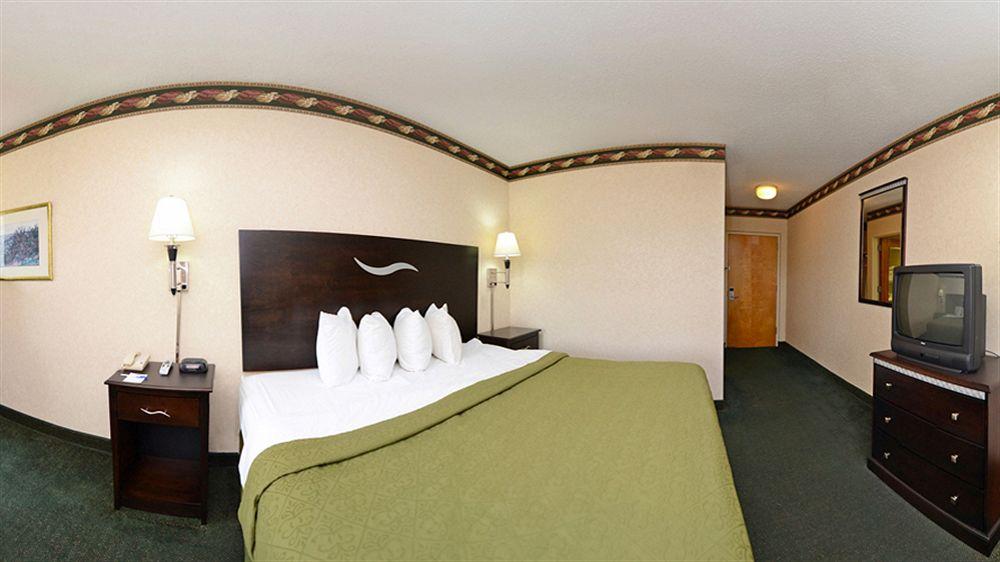 Red Carpet Inn & Suites Carneys Point/Wilmington מראה חיצוני תמונה