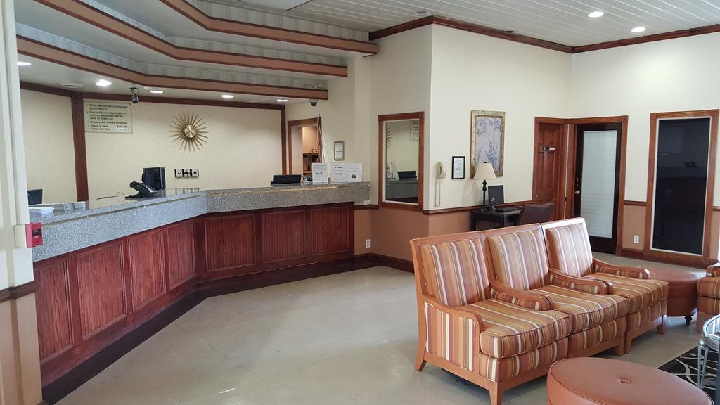 Red Carpet Inn & Suites Carneys Point/Wilmington מראה חיצוני תמונה