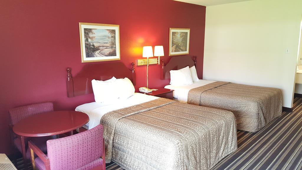 Red Carpet Inn & Suites Carneys Point/Wilmington מראה חיצוני תמונה